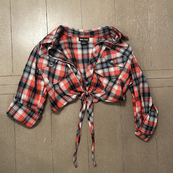 Wet Seal 100% Cotton Plaid Crop Top Red Black Medium Tie Front - Picture 1 of 6